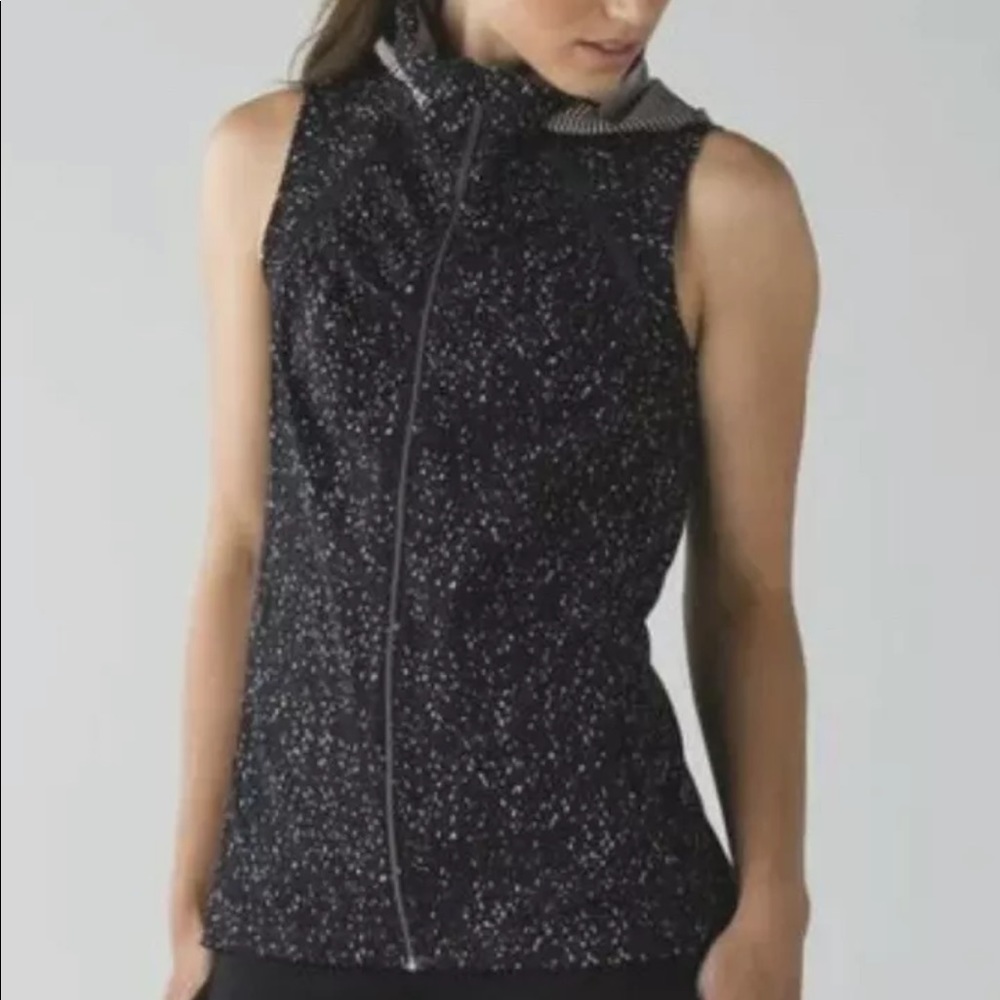 Lululemon Go The Distance Vest Butterfly Texture Mink Berry Black Womens Sz 2